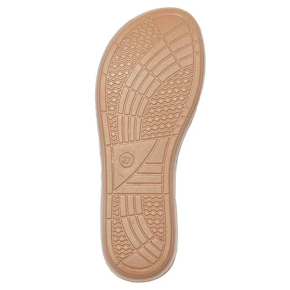 Grove Slide in Light Tan Smooth