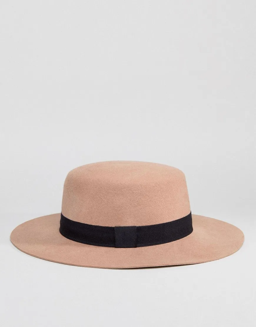 Hat in Light Camel with Size Adjuster