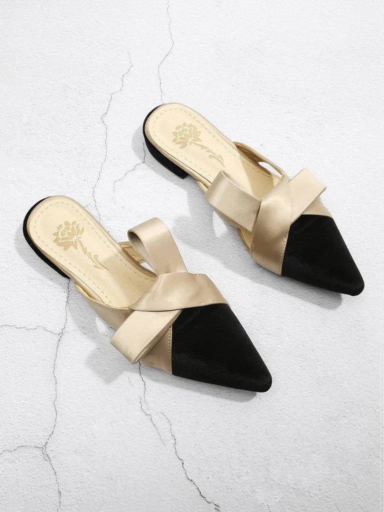 Knot Design Pointed Toe Slippers