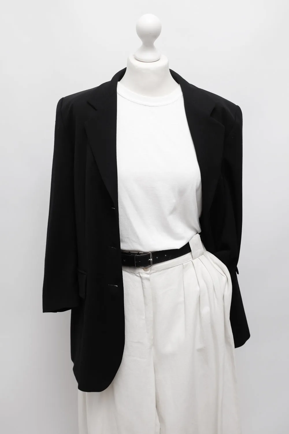 PURE LIGHT WOOL CLASSY BLACK BLAZER