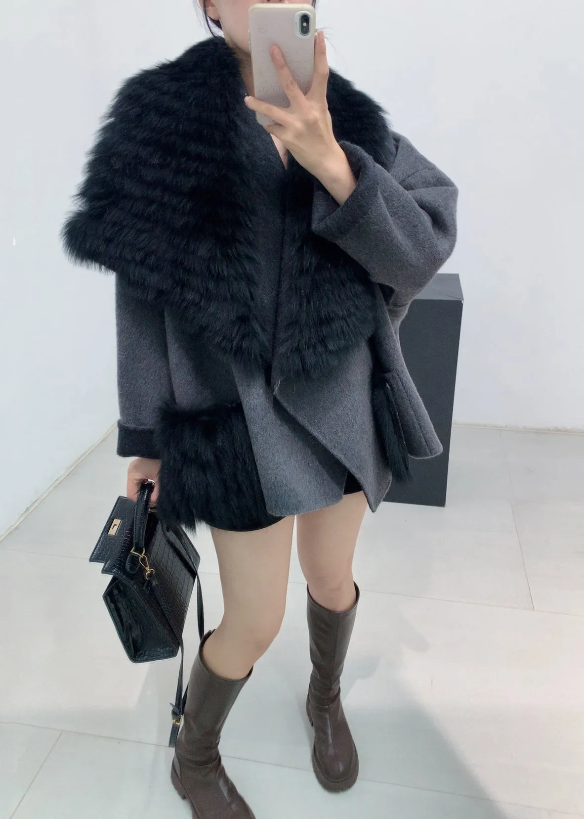 Stylish Black Fur Collar Patchwork Leather And Fur Coats Winter WR039